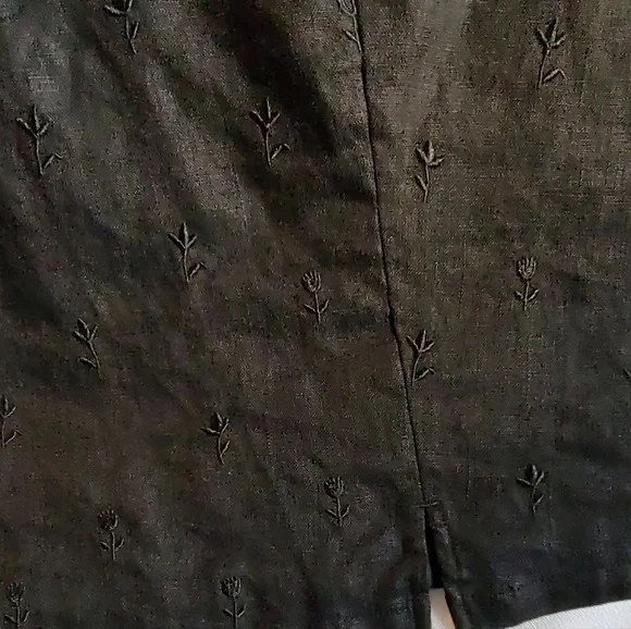 Black Linen Blend Tank - Picture 1 of 8